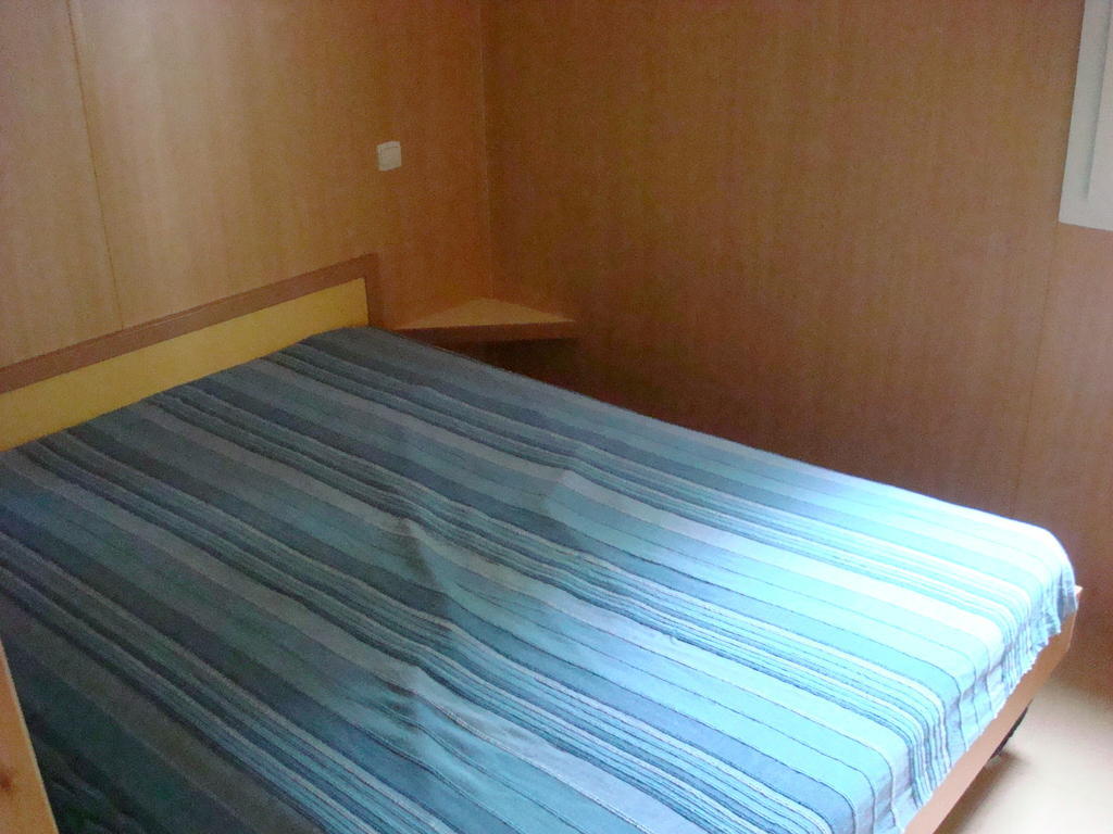 Village-Chalets Le Ru Du Pre Deux Rivieres Phòng bức ảnh