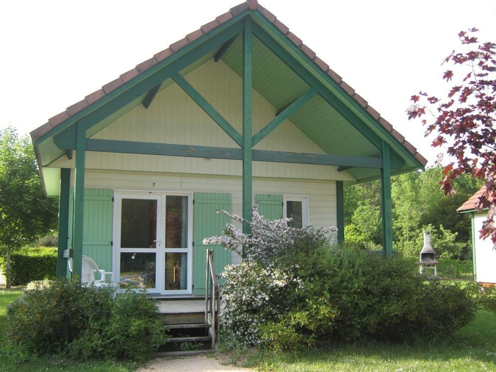 Village-Chalets Le Ru Du Pre Deux Rivieres Ngoại thất bức ảnh