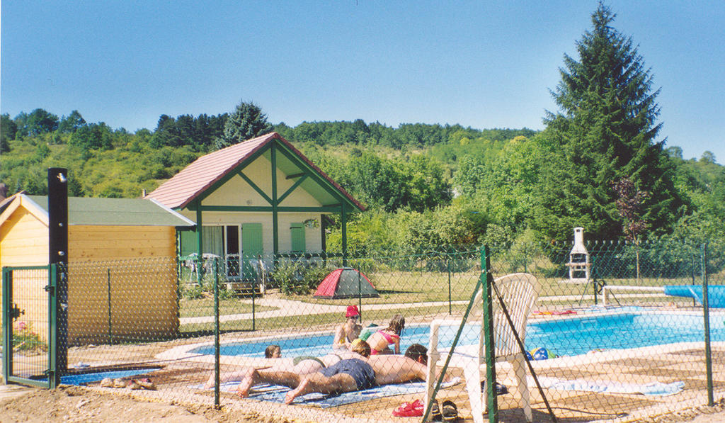 Village-Chalets Le Ru Du Pre Deux Rivieres Ngoại thất bức ảnh