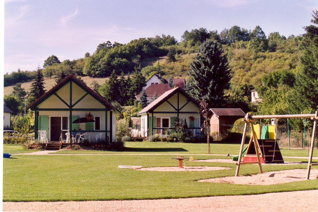 Village-Chalets Le Ru Du Pre Deux Rivieres Ngoại thất bức ảnh